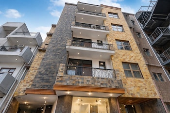 a square homes and stay