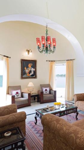 junia bagh a lakeside homestay