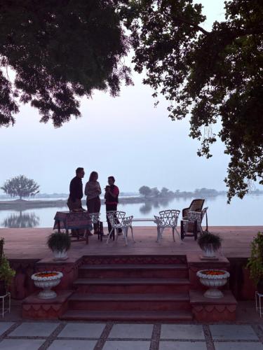 junia bagh a lakeside homestay
