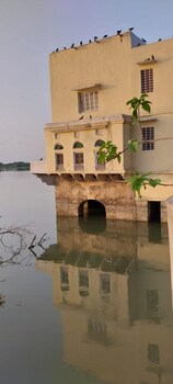 junia bagh a lakeside homestay