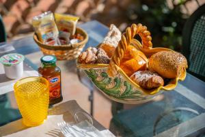 mendolia beach hotel