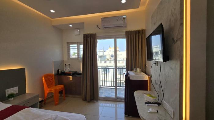 hi fi service apartment