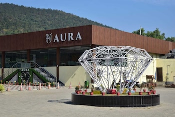 aura resorts