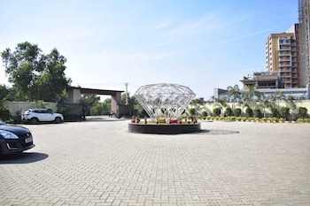 aura resorts