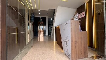 Hotel Raas Inn,,2 star