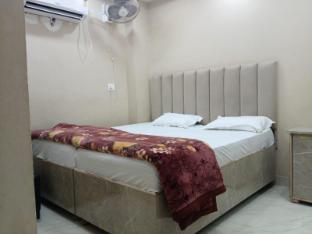 apna banaras paying guest house