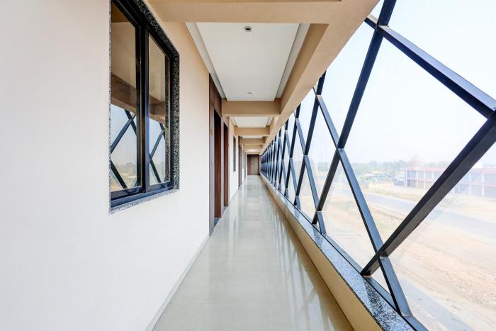 super townhouse gidc ankleshwar formerly studio 60