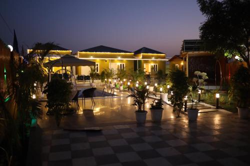 Aakruti Resorts,,0 star