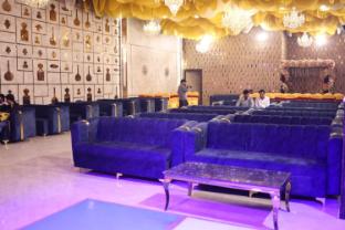 hotel awadh grand