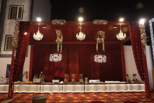 hotel awadh grand