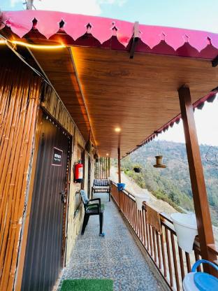 the town escape cottage