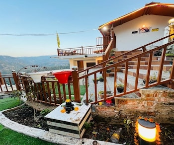 the town escape cottage