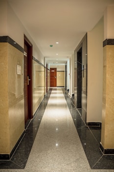 Visthara Grands,,3 star