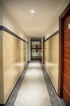 Visthara Grands,,3 star