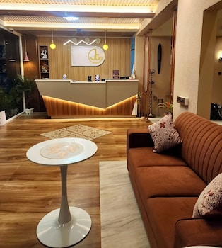 J&G Royal Stay- A Boutique Hotel,,2 star