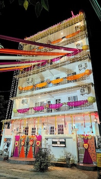 Hotel Trident Dwarka,,3 star