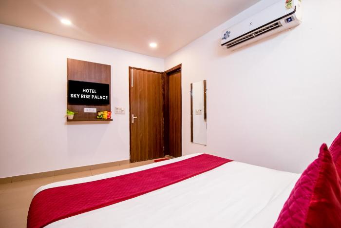 hotel sr palace near igi delhi aiprort