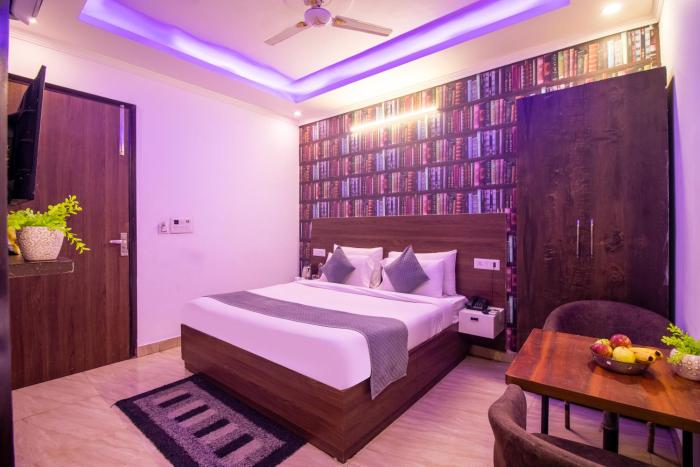 hotel sr palace near igi delhi aiprort