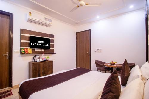 hotel sr palace near igi delhi aiprort