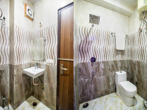 hotel sr palace near igi delhi aiprort