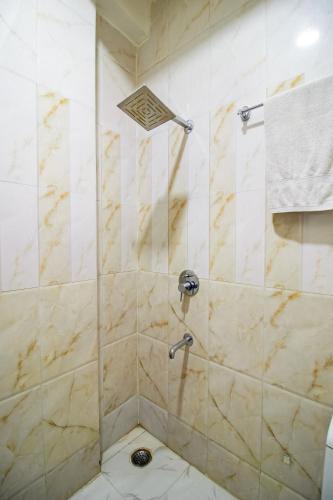 hotel sr palace near igi delhi aiprort