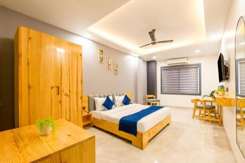 hotel sr palace near igi delhi aiprort