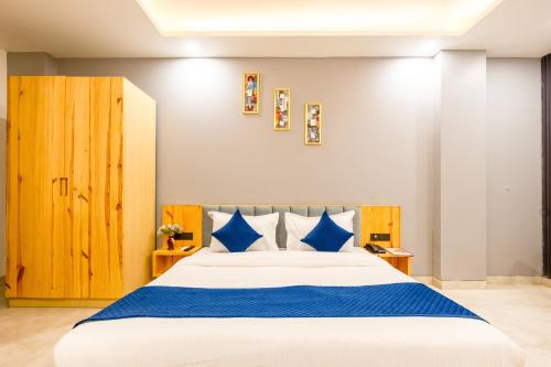 hotel sr palace near igi delhi aiprort