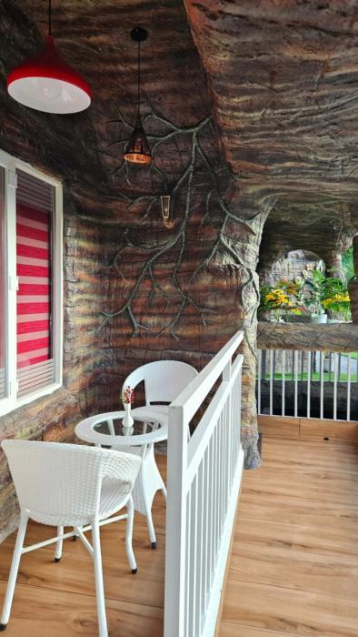 s and b dreams house