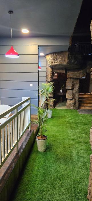 s and b dreams house