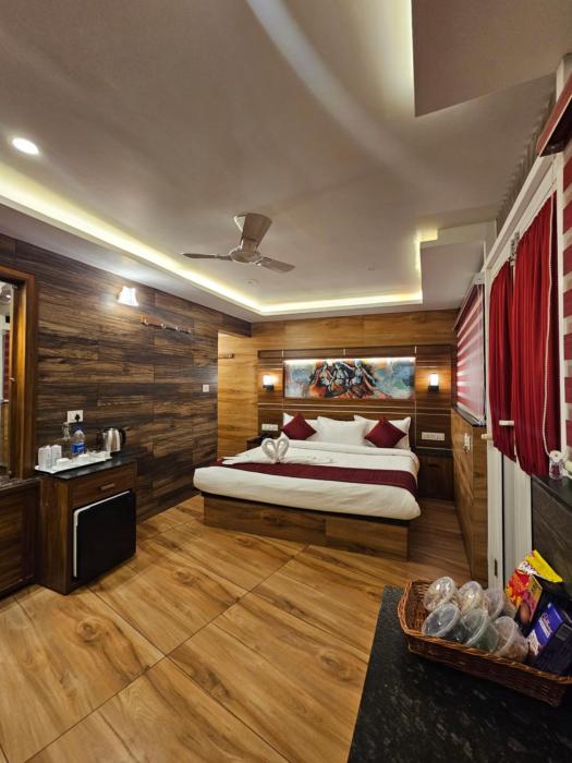 s and b dreams house