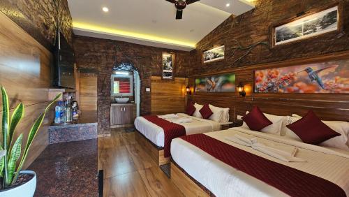 s and b dreams house