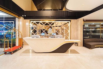 Ratan International,,3 star