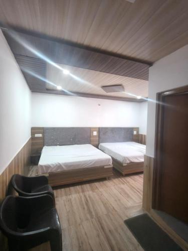 hotel yamuna palace
