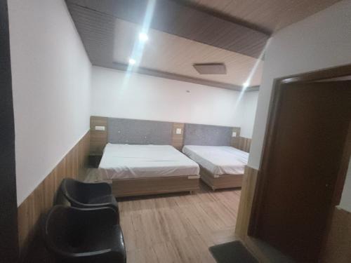 hotel yamuna palace