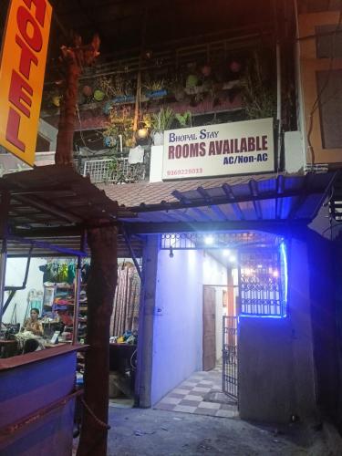 bhopal stay nehru nagar