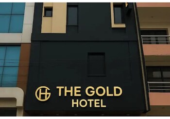 hotel the gold by yatrik hotels