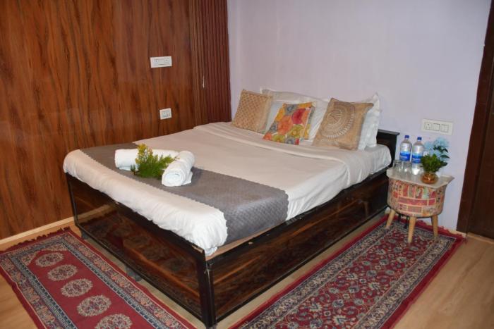 hotel rosh villa