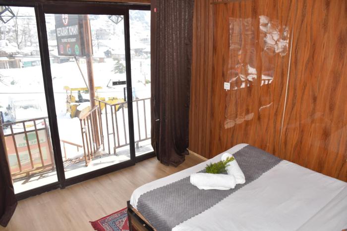 hotel rosh villa