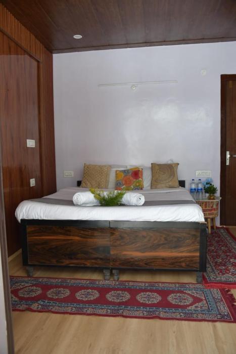 hotel rosh villa