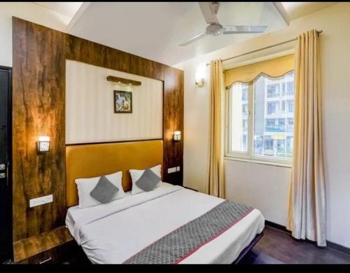 hotel mng the platinum