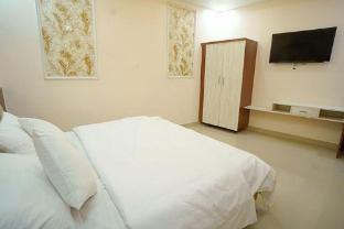 hotel ganga banquet and restaurant