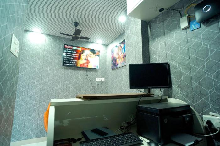 hotel ganga banquet and restaurant