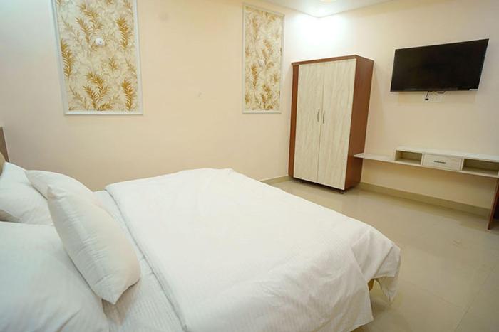 hotel ganga banquet and restaurant