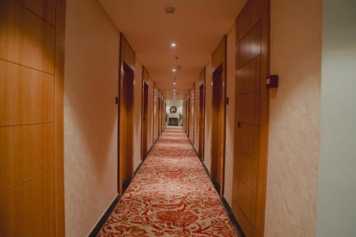 hotel siddharth grand