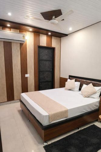 hotel in varanasi