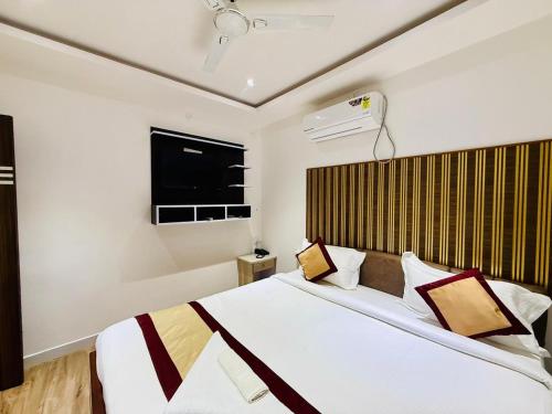 hotel golden meet