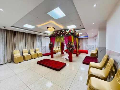 hotel golden meet