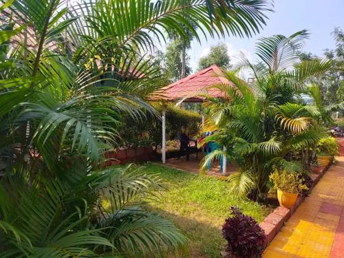 7 oaks nature retreat