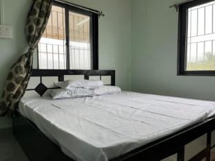 bison farm stay