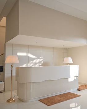 Hotel Phantom,,3 star